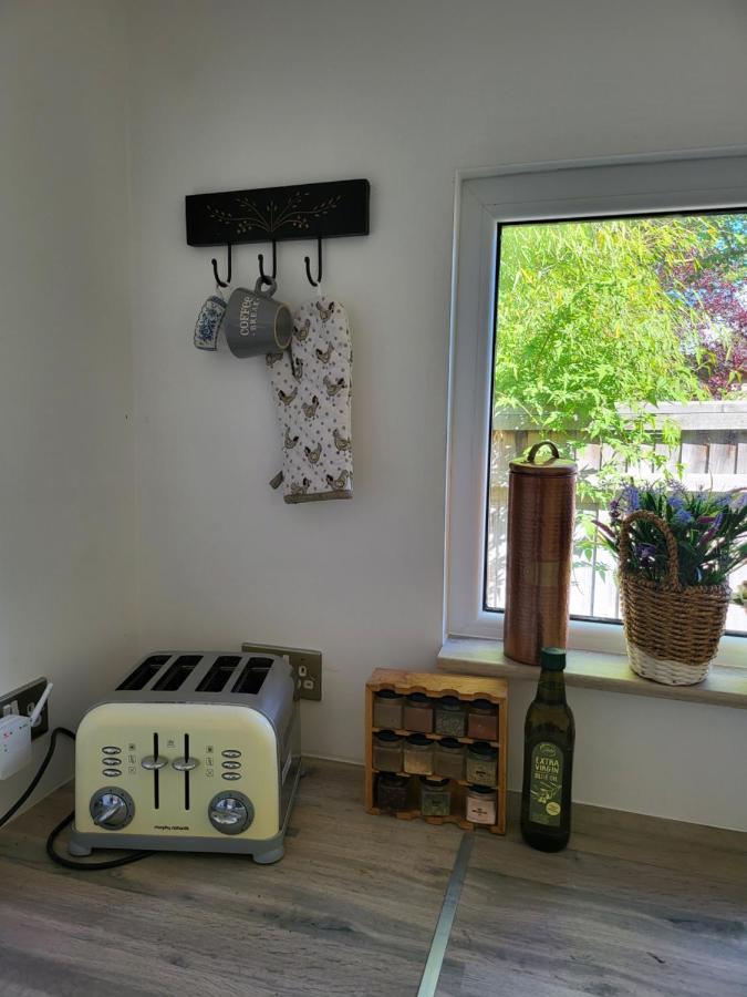 The Apple And Plum Cottage Studio Apartment New Reading Exterior photo