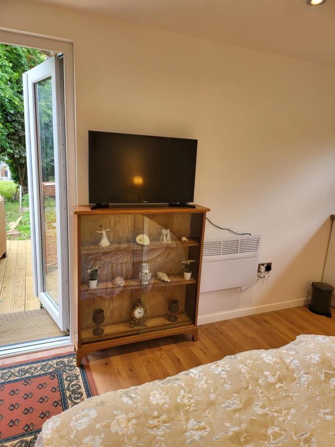 The Apple And Plum Cottage Studio Apartment New Reading Exterior photo